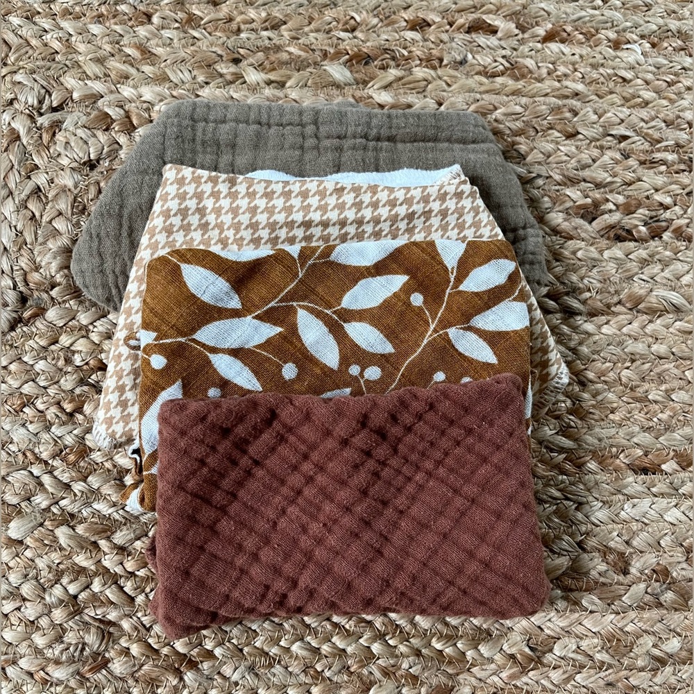 Neutral bandana bib bundle